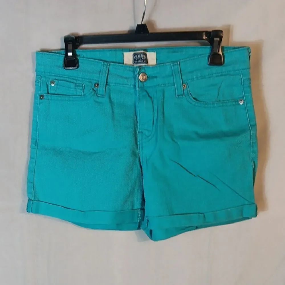 Levi Signiture Women's Aqua Jean Shorts